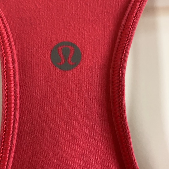 Used condition Lululemon tank top size 10 pink - Picture 3 of 5